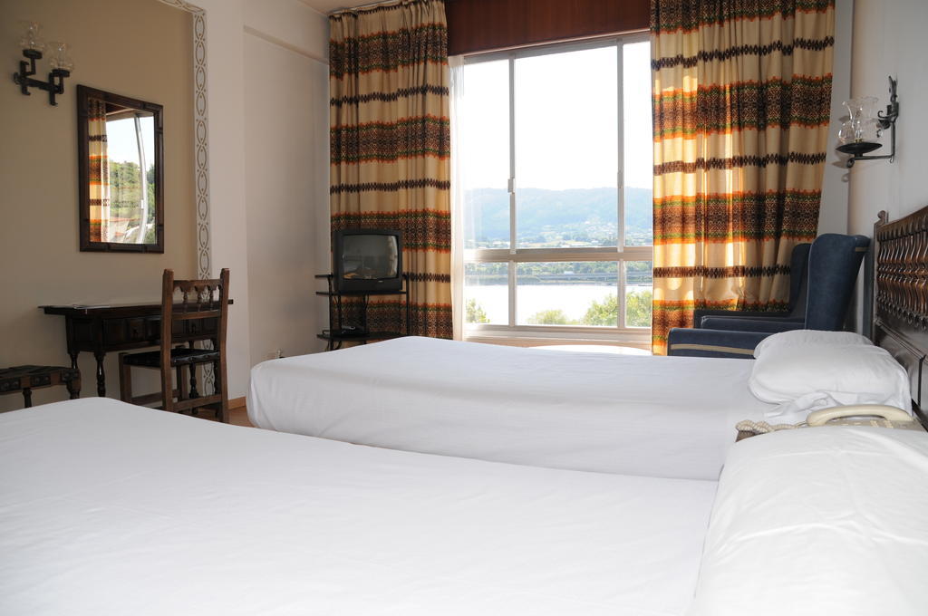 Hotel Eumesa Puentedeume Room photo
